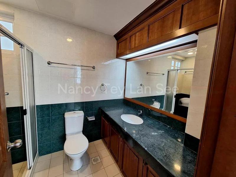5 Bed Bungalow (Landed) for Sale in  Lewis Road - Image 11